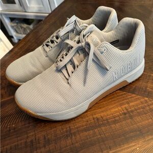 NoBull trainers light gray size 10 never worn